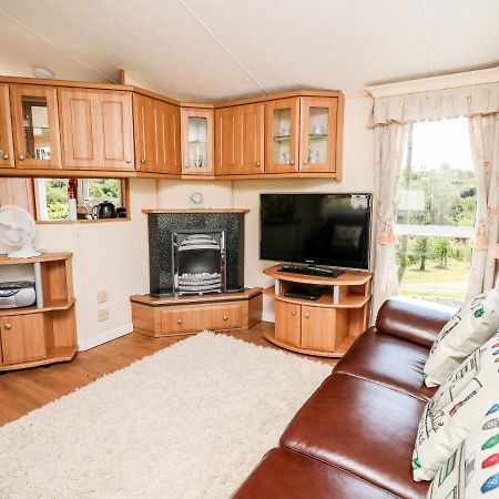 The Lodge Llanelli Ngoại thất bức ảnh